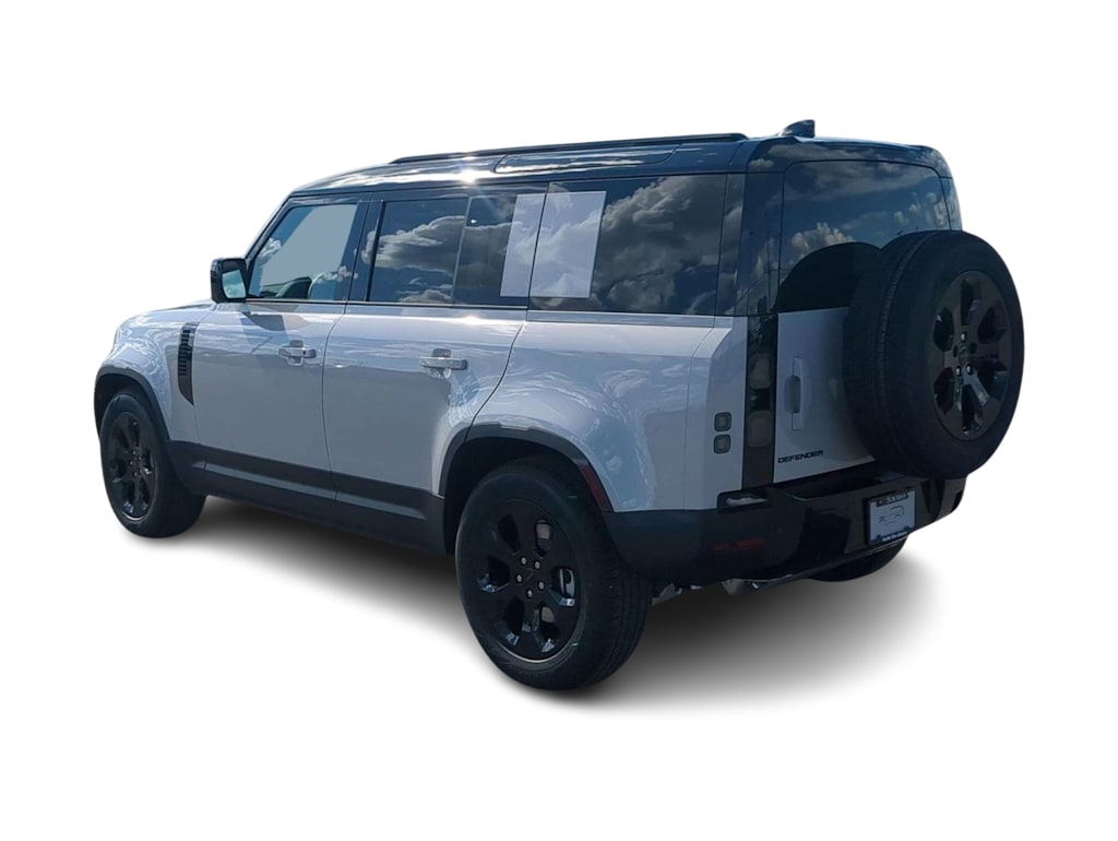 Thumbnail: 2026 Land Rover Defender - 4