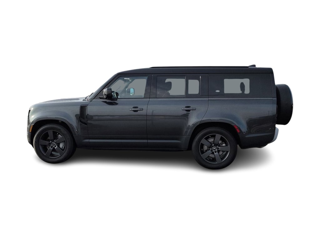 Thumbnail: 2024 Land Rover Defender - 3