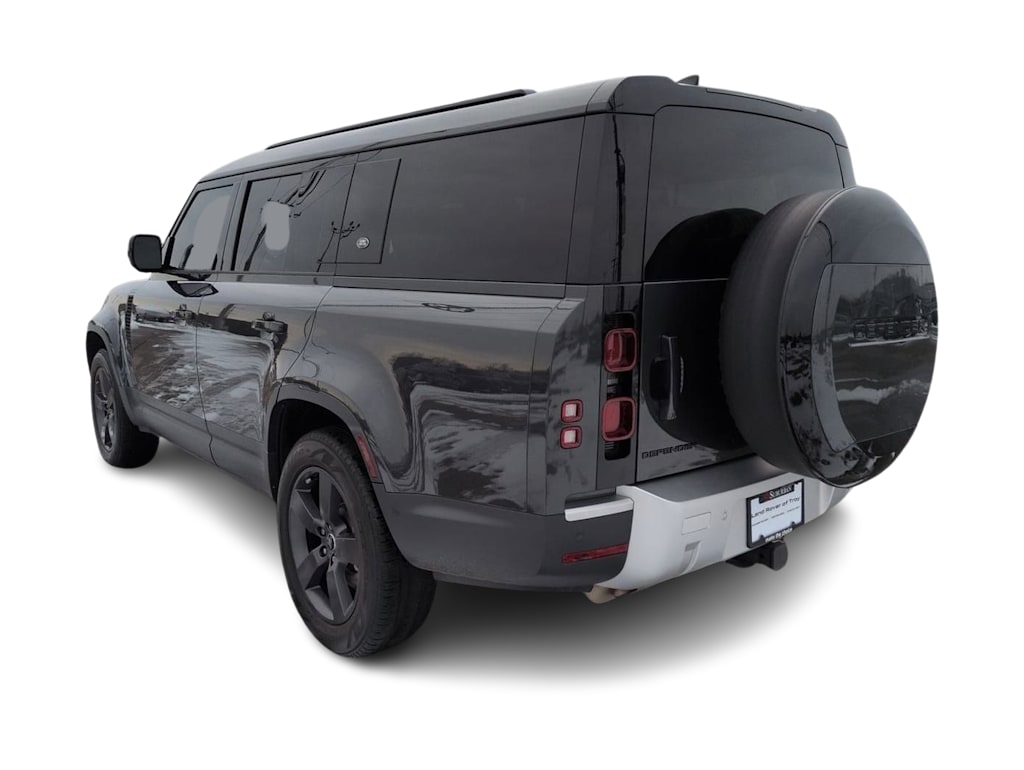 Thumbnail: 2024 Land Rover Defender - 4