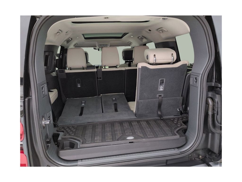 Thumbnail: 2024 Land Rover Defender - 40