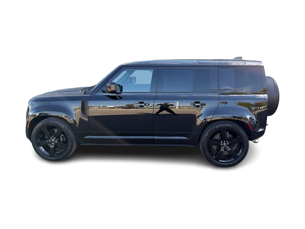 Thumbnail: 2025 Land Rover Defender - 3