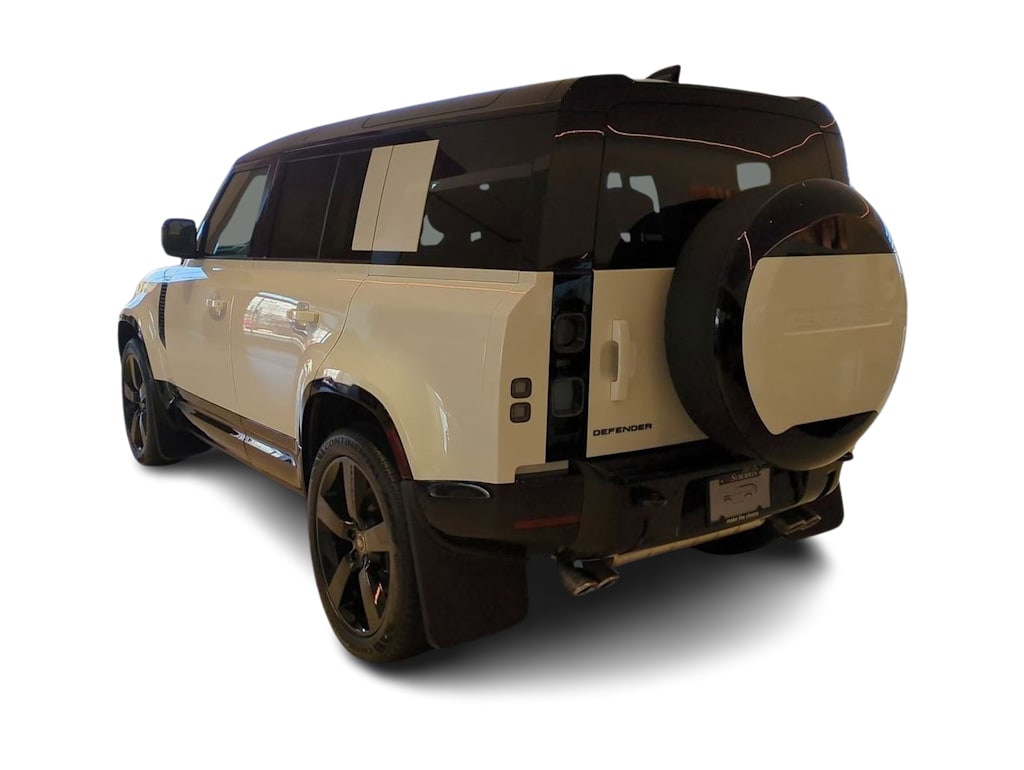 2025 Land Rover Defender 110 4