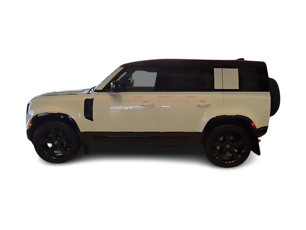 2025 Land Rover Defender 110 3