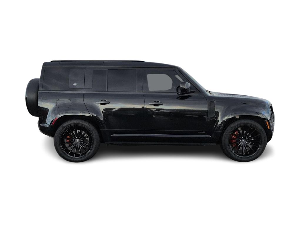 Thumbnail: 2020 Land Rover Defender - 19