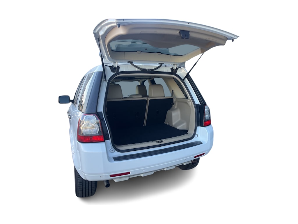 Thumbnail: 2012 Land Rover LR2 - 12