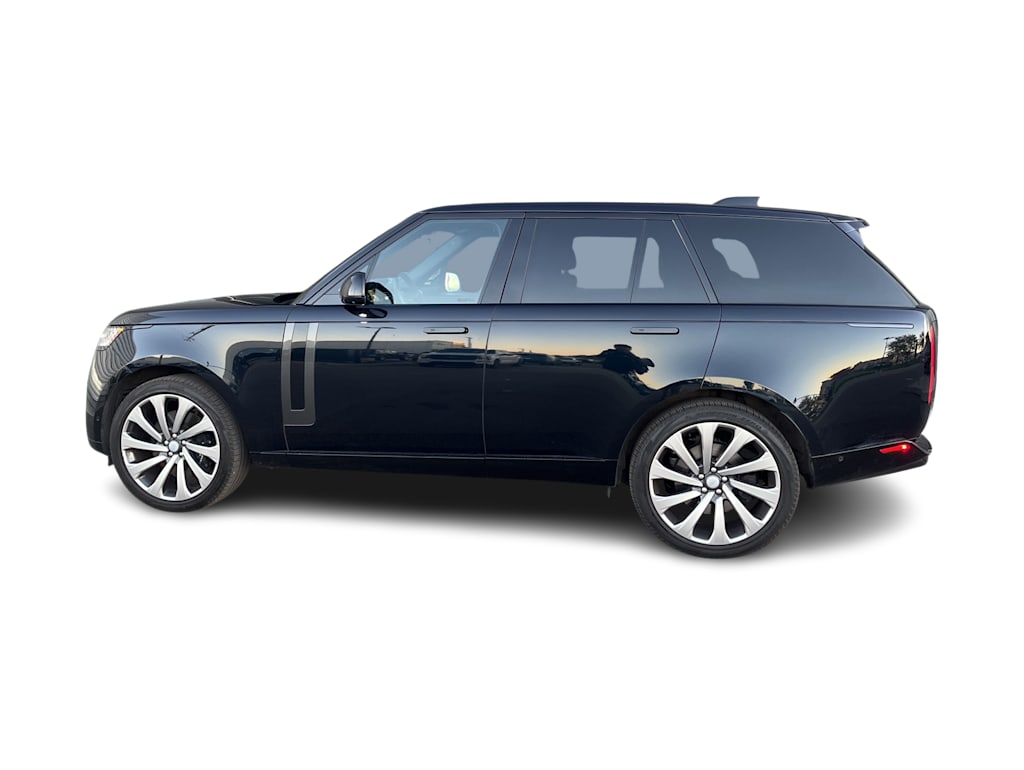 Thumbnail: 2023 Land Rover Range Rover - 3