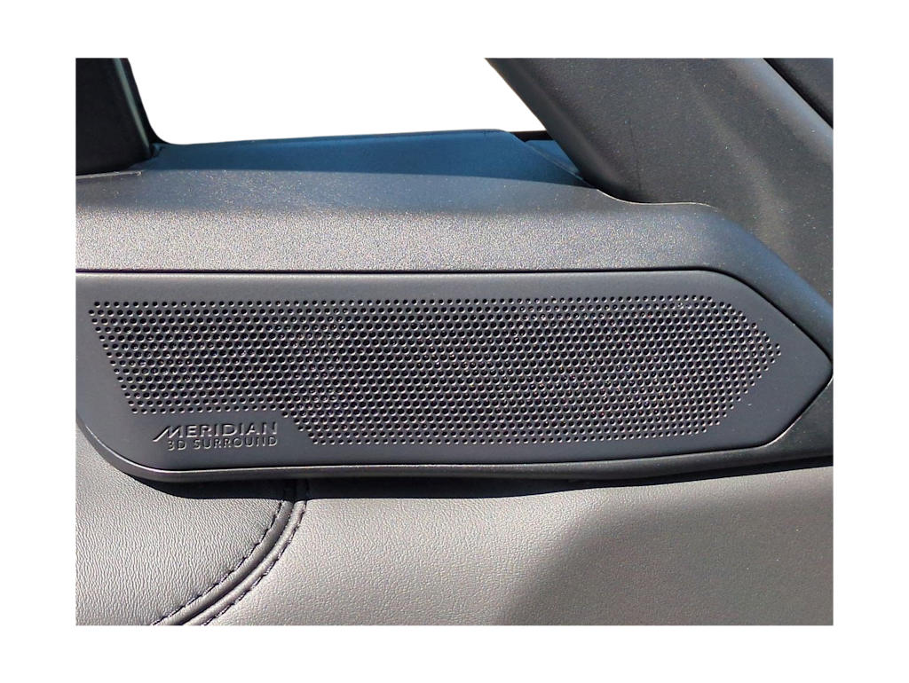 Thumbnail: 2025 Land Rover Range Rover - 16