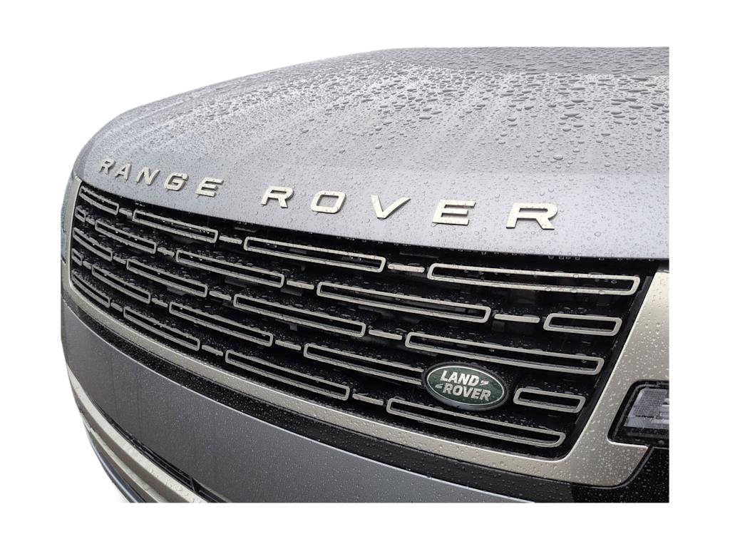 Thumbnail: 2023 Land Rover Range Rover - 25