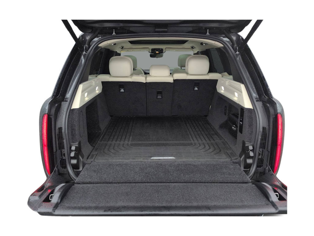 Thumbnail: 2023 Land Rover Range Rover - 17