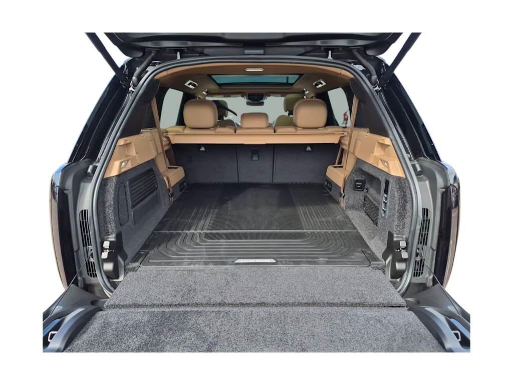 Thumbnail: 2027 Land Rover Range Rover - 39