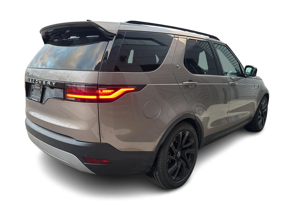 Thumbnail: 2024 Land Rover Discovery - 13