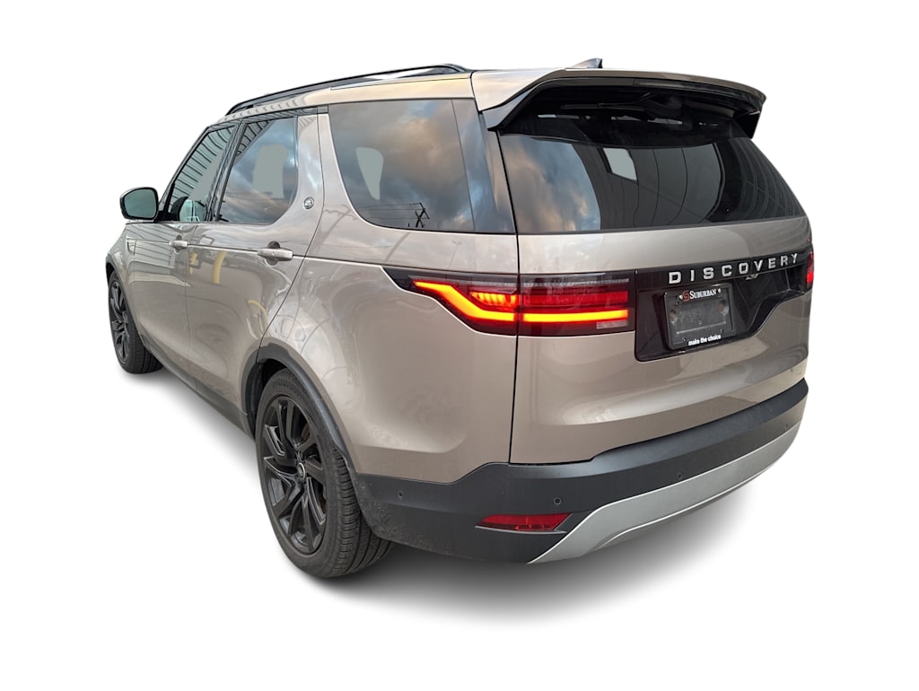 Thumbnail: 2024 Land Rover Discovery - 3