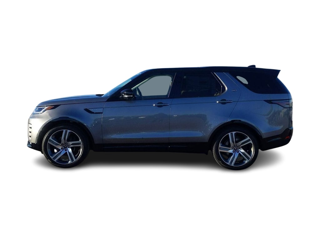 Thumbnail: 2025 Land Rover Discovery - 3