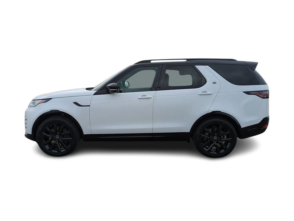 Thumbnail: 2026 Land Rover Discovery - 3