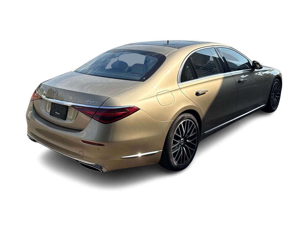 Thumbnail: 2023 Mercedes-Benz S-Class - 10