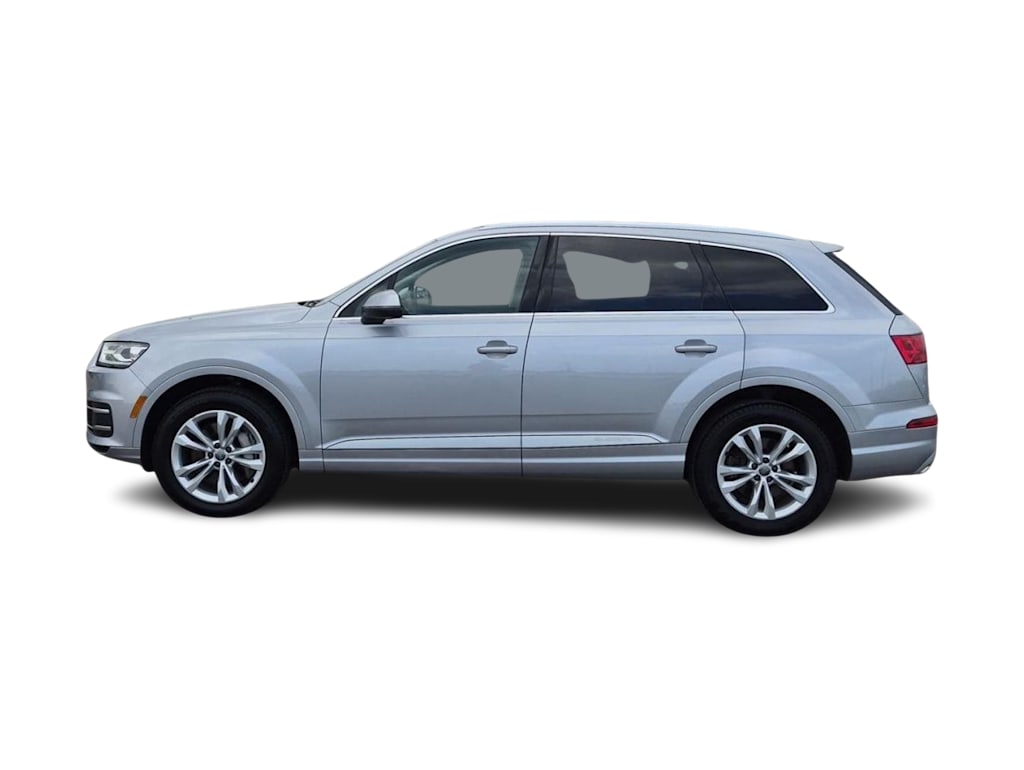 Thumbnail: 2019 Audi Q7 - 3