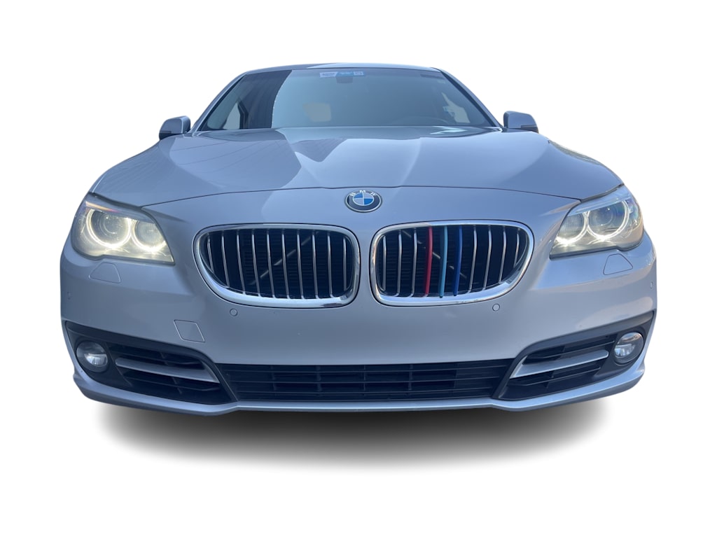Thumbnail: 2016 BMW 5 Series - 4