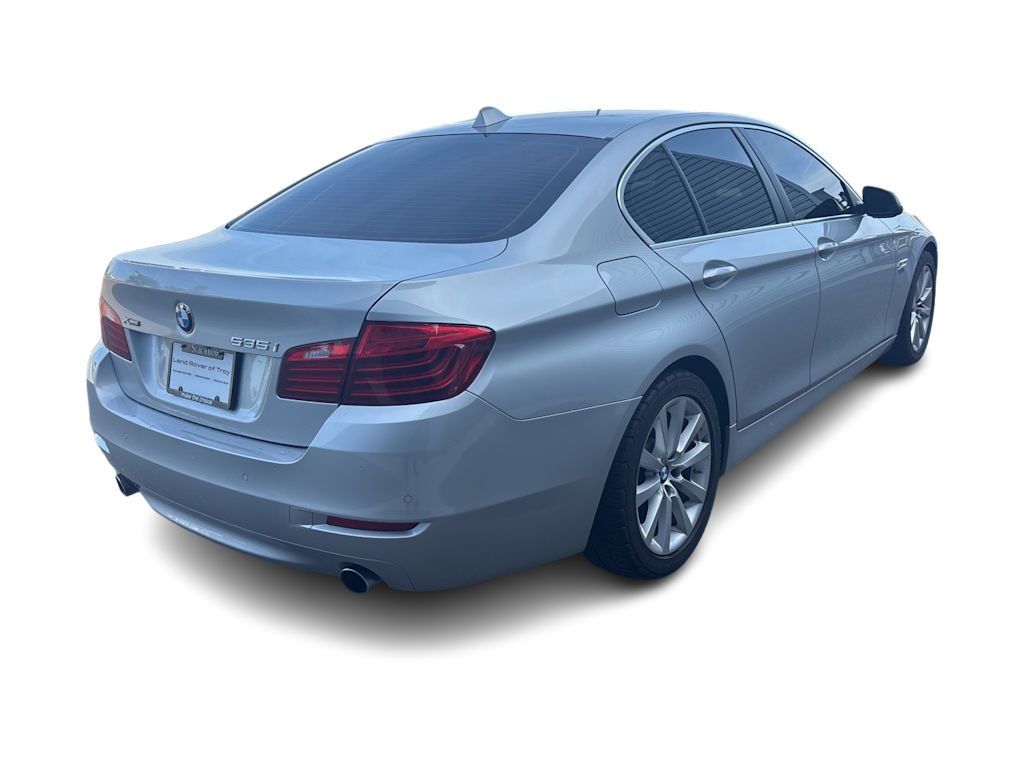 Thumbnail: 2016 BMW 5 Series - 25