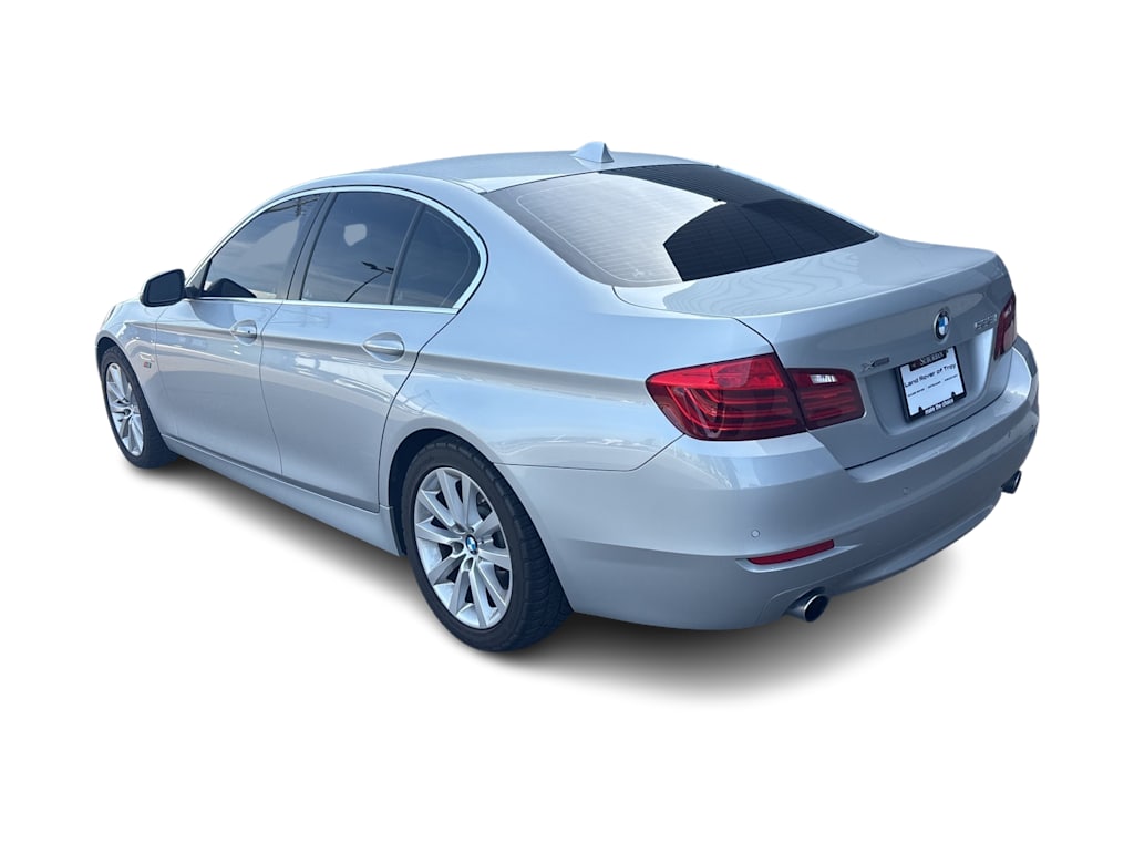 Thumbnail: 2016 BMW 5 Series - 24