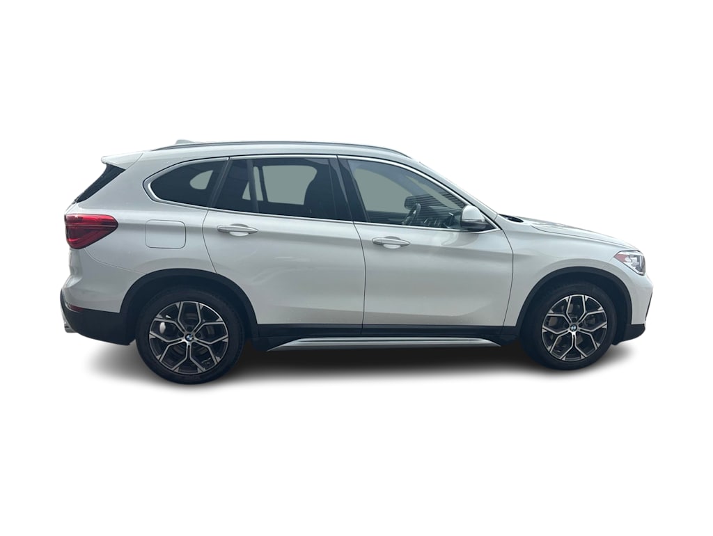 Thumbnail: 2021 BMW X1 - 8