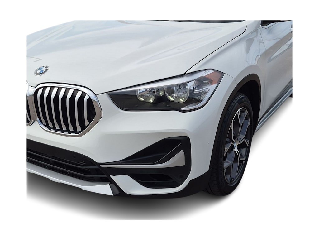 Thumbnail: 2021 BMW X1 - 24