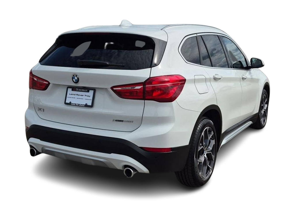 Thumbnail: 2021 BMW X1 - 21