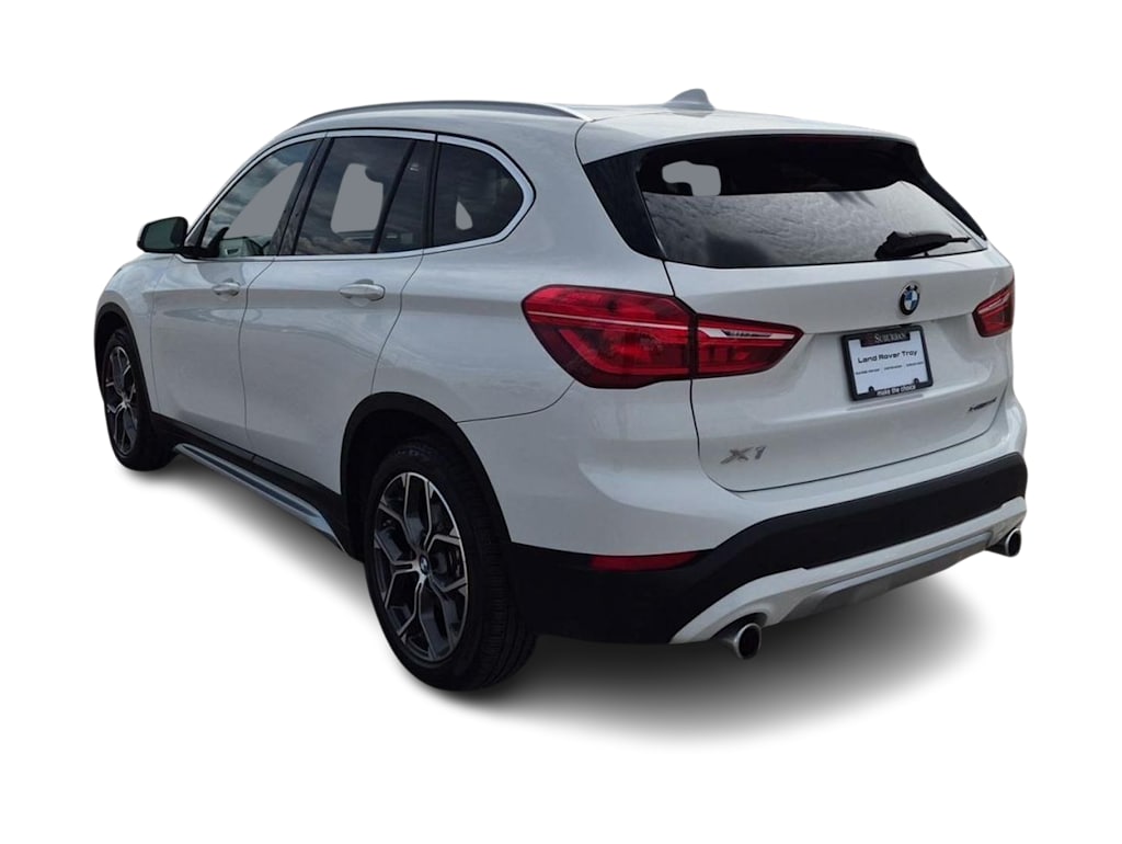 Thumbnail: 2021 BMW X1 - 4