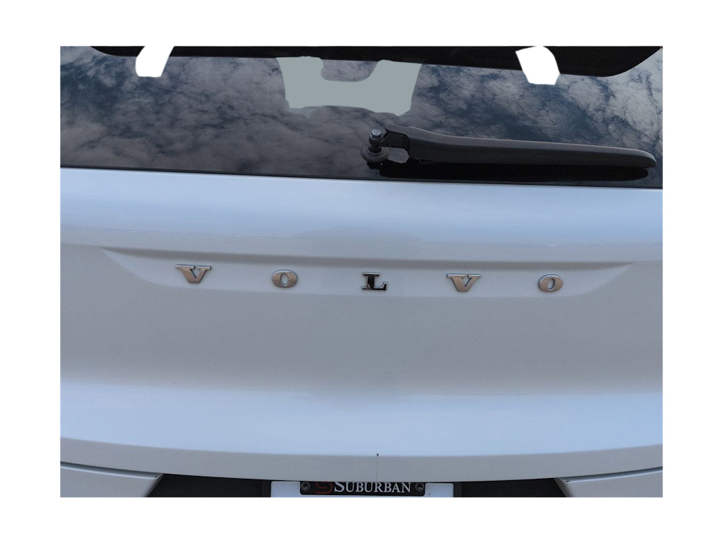 Thumbnail: 2022 Volvo XC40 - 25