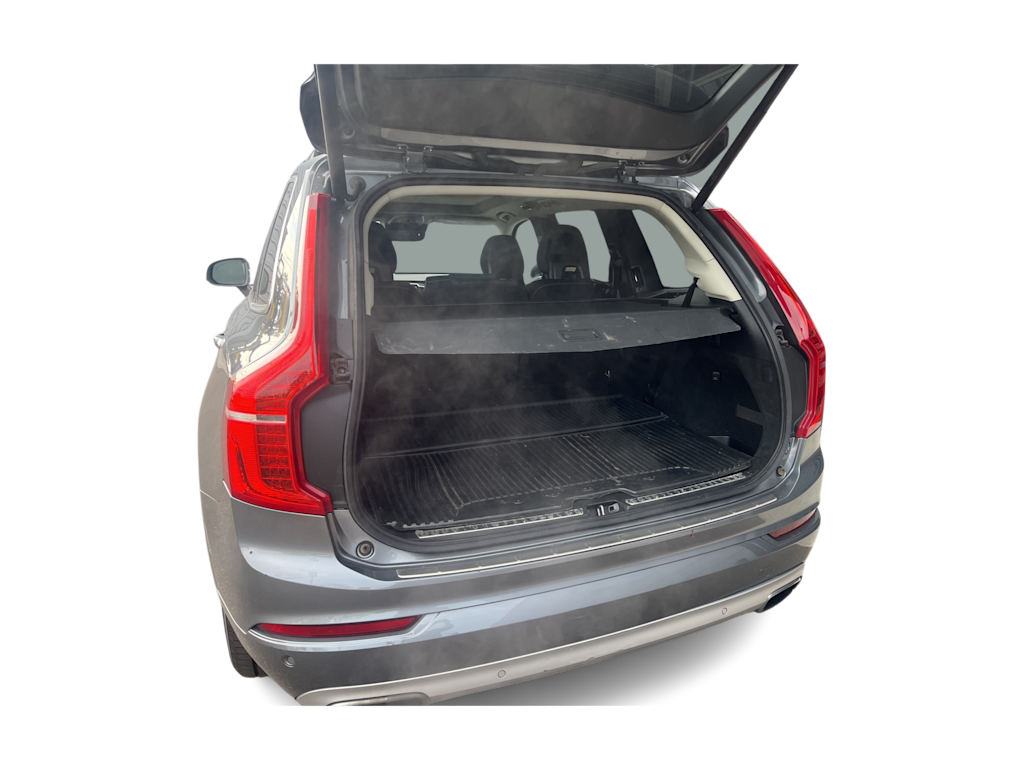 Thumbnail: 2016 Volvo XC90 - 10