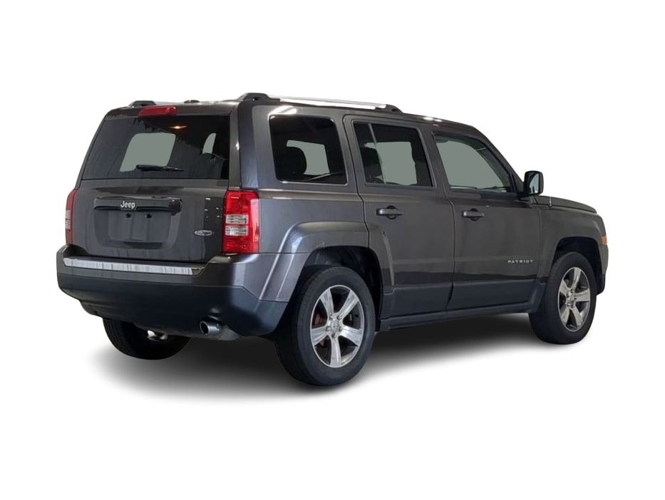 Thumbnail: 2017 Jeep Patriot - 22