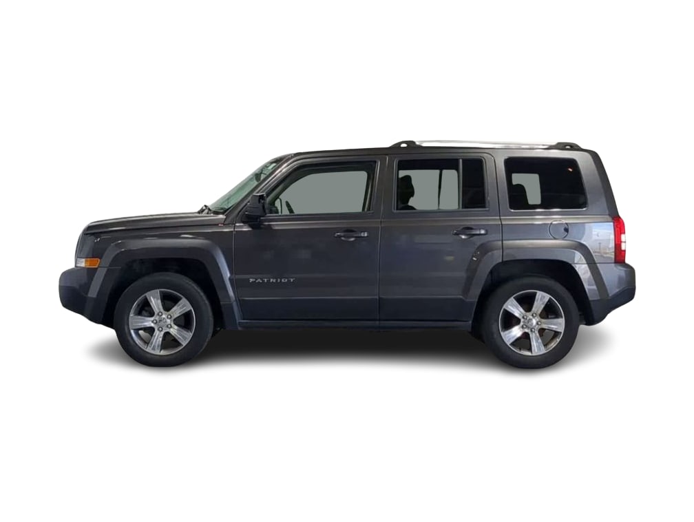 Thumbnail: 2017 Jeep Patriot - 3
