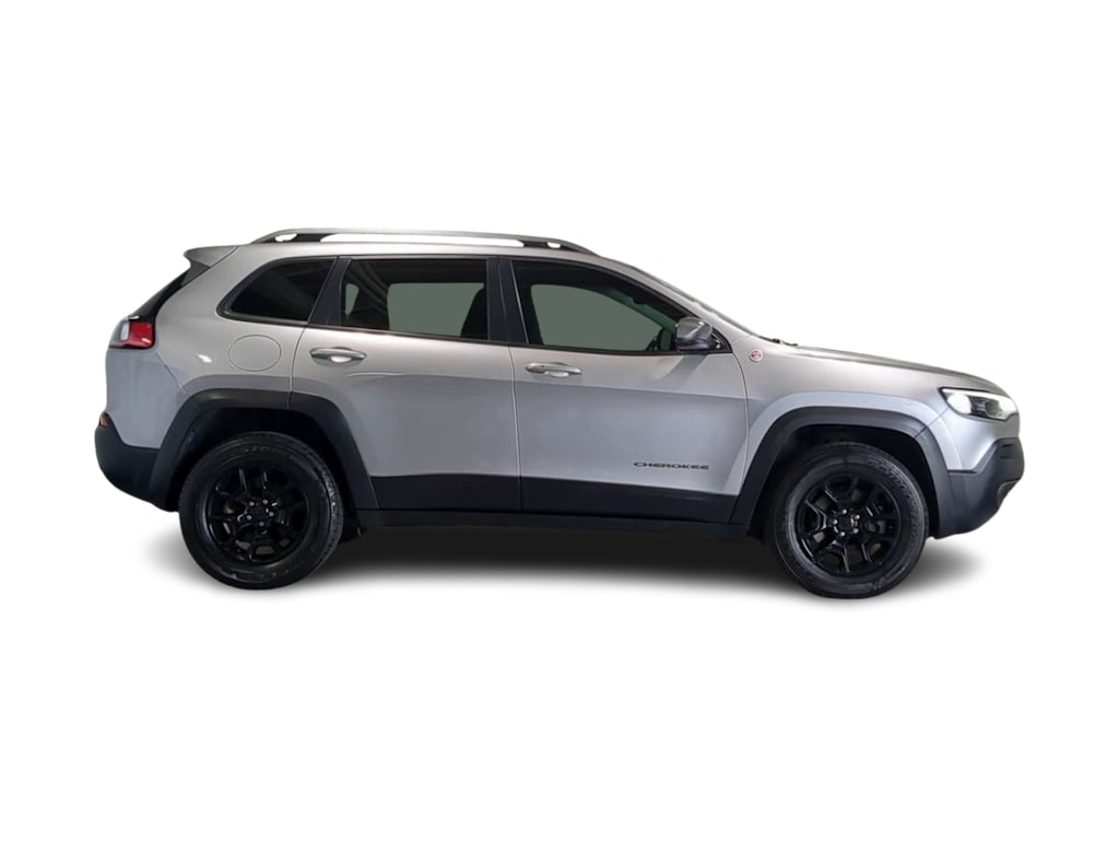 Thumbnail: 2020 Jeep Cherokee - 23