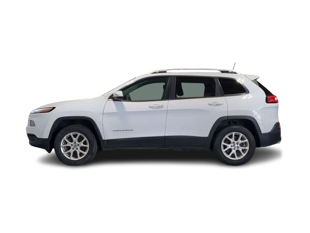 Thumbnail: 2017 Jeep Cherokee - 3