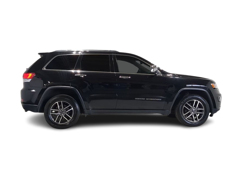 Thumbnail: 2020 Jeep Grand Cherokee - 28