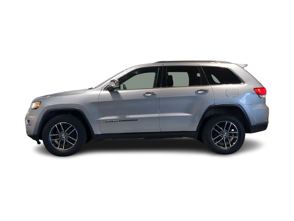 Thumbnail: 2017 Jeep Grand Cherokee - 3