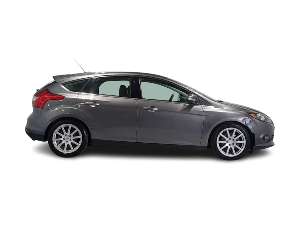 Thumbnail: 2014 Ford Focus - 23