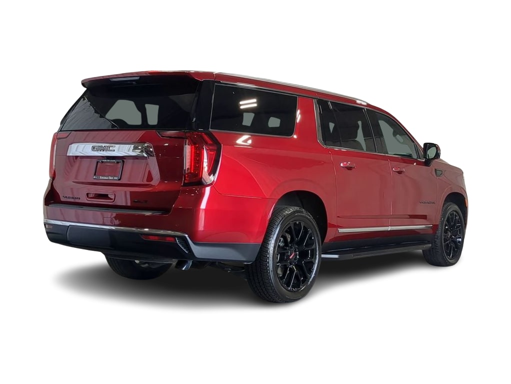 Thumbnail: 2023 GMC Yukon XL - 21
