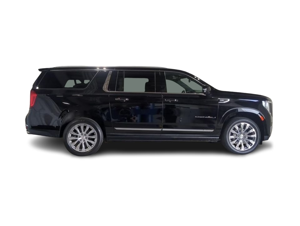 Thumbnail: 2023 GMC Yukon XL - 22