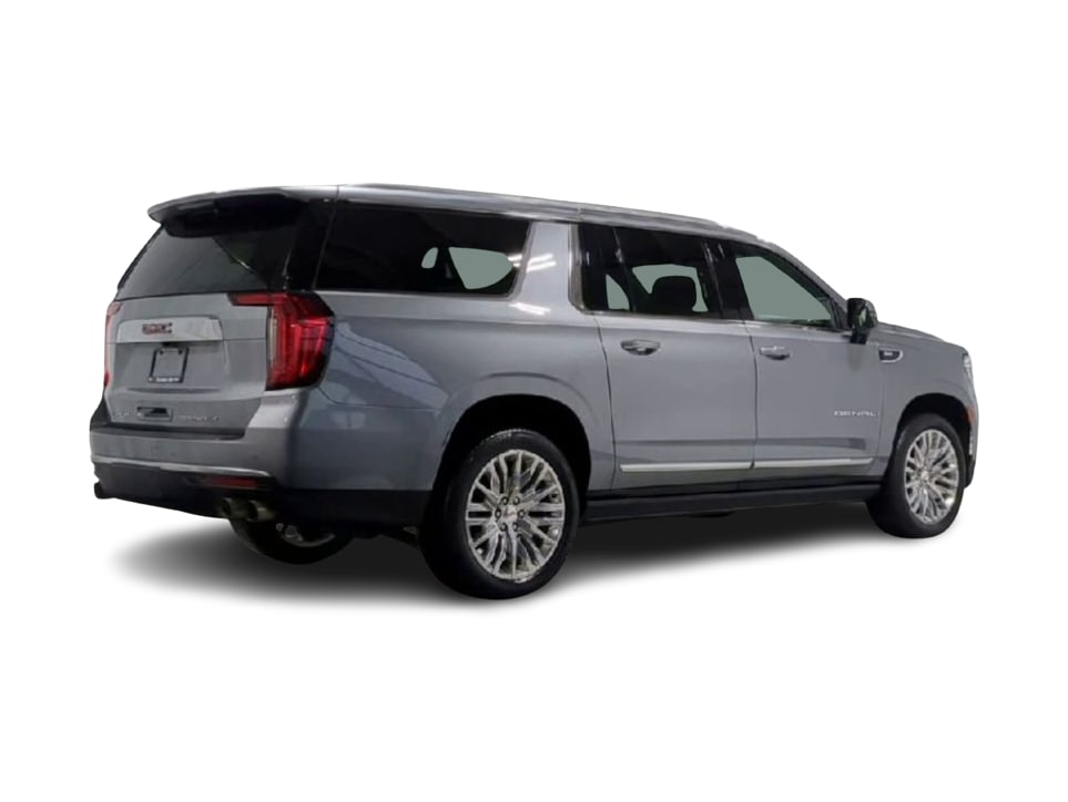 Thumbnail: 2023 GMC Yukon XL - 21