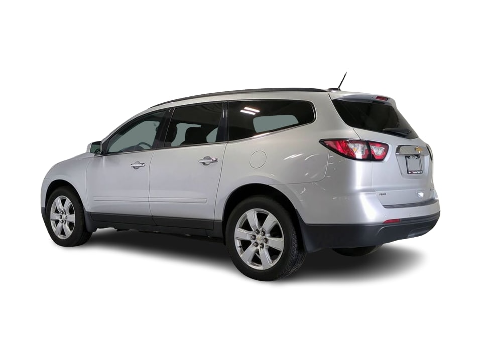 Thumbnail: 2016 Chevrolet Traverse - 4