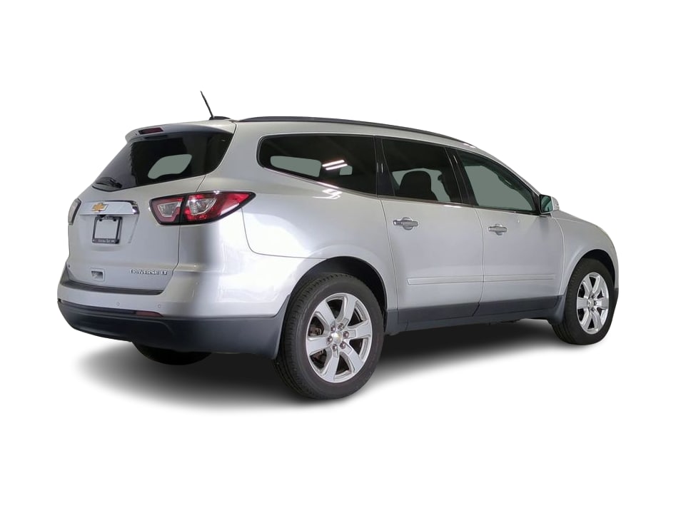 Thumbnail: 2016 Chevrolet Traverse - 21