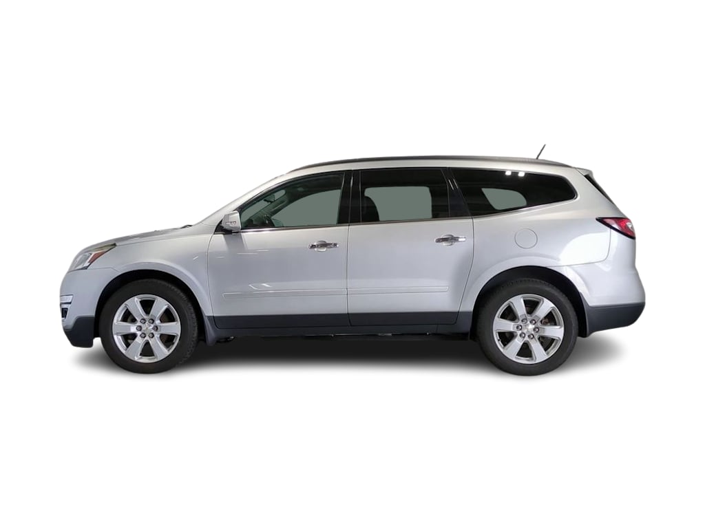Thumbnail: 2016 Chevrolet Traverse - 3