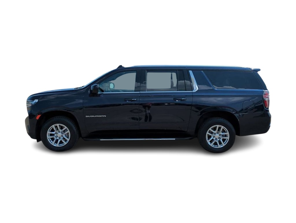 Thumbnail: 2022 Chevrolet Suburban - 3