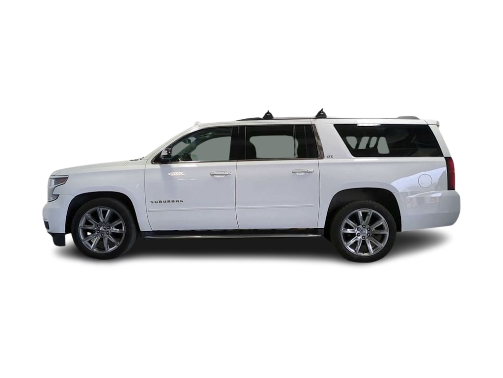 2016 Chevrolet Suburban 1500 LTZ 3