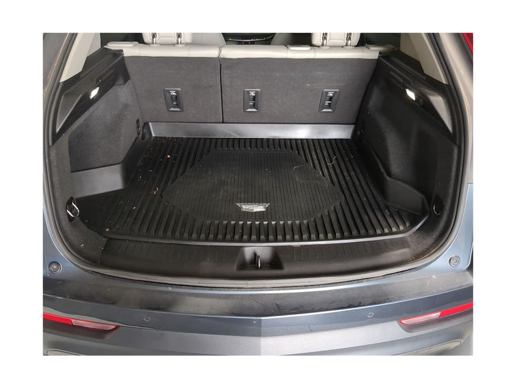 Thumbnail: 2021 Cadillac XT4 - 17