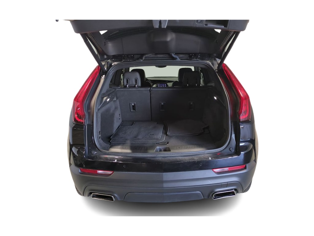 Thumbnail: 2023 Cadillac XT4 - 18