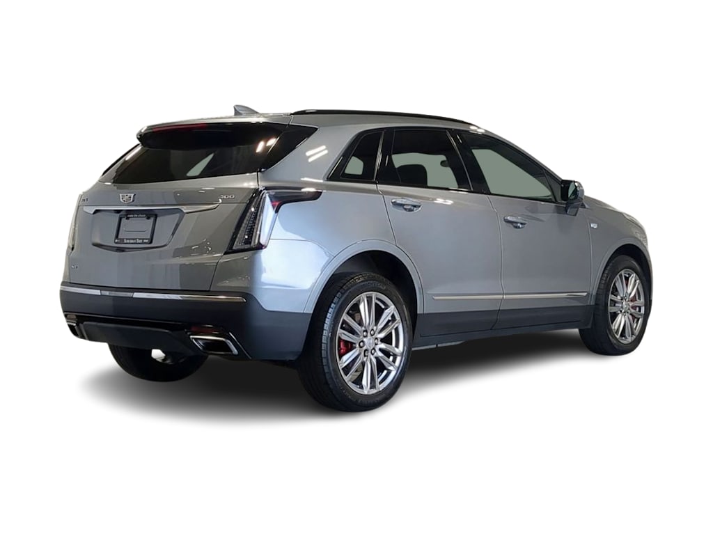 Thumbnail: 2024 Cadillac XT5 - 22