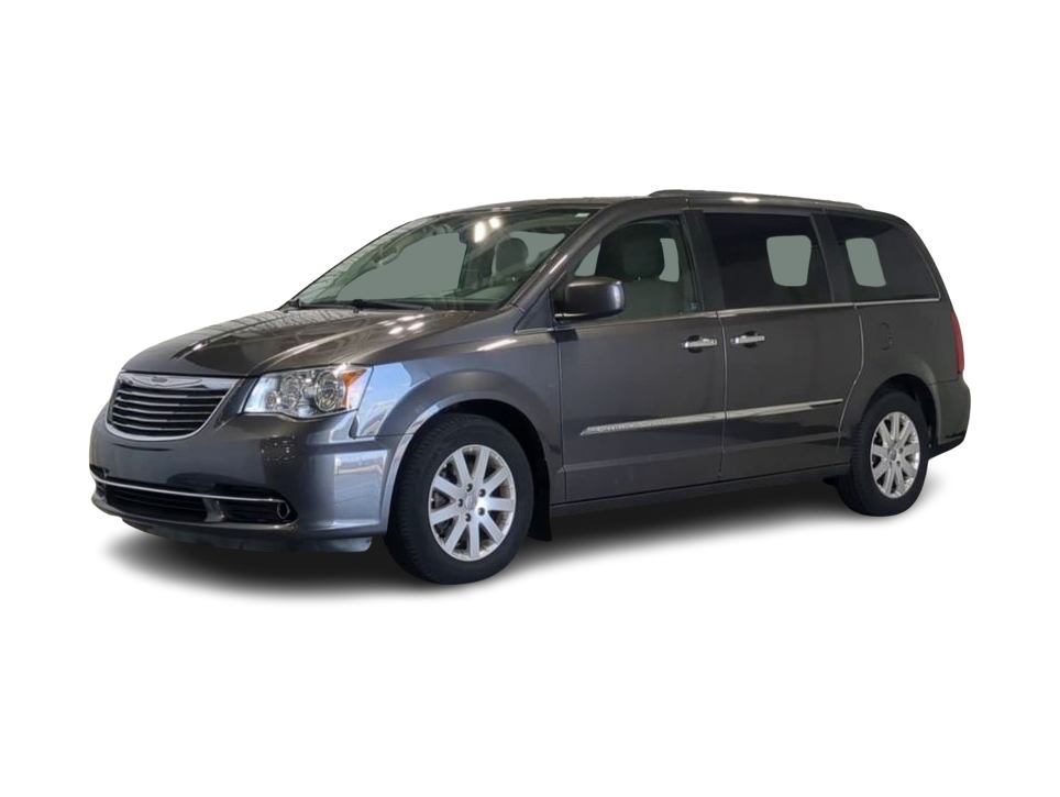 Thumbnail: 2016 Chrysler Town & Country - 20