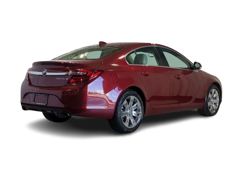 Thumbnail: 2016 Buick Regal - 21