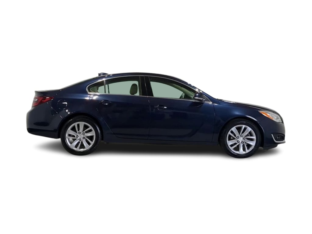 Thumbnail: 2016 Buick Regal - 23